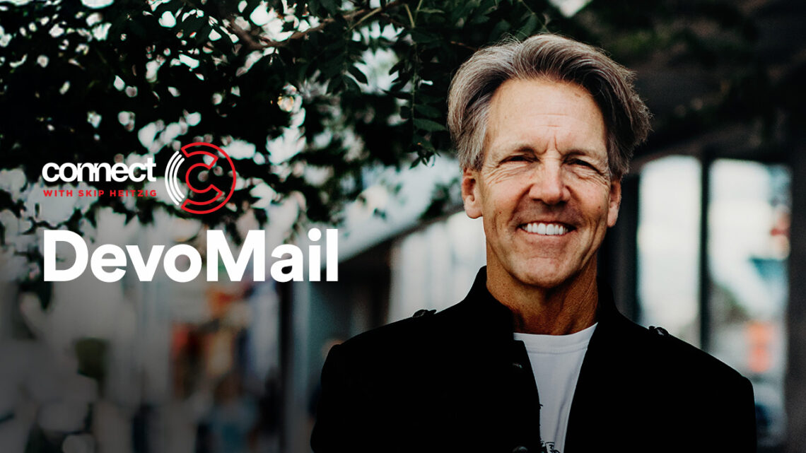 CwS-Eblast-DevoMail-Hero-202508-Summer-2