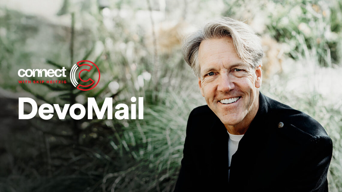 CwS-Eblast-DevoMail-Hero-202508-Summer-3