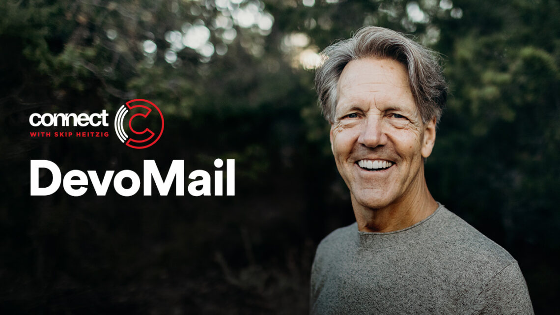 CwS-Eblast-DevoMail-Hero-202508-Summer-6